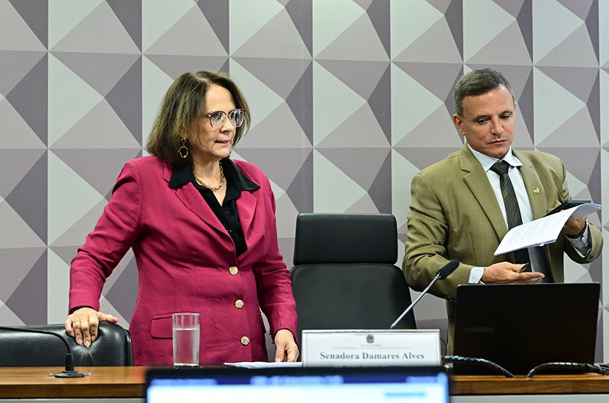 Mesa: 
relatora do PL 3.131/2022 e do PL 4.022/2024, senadora Damares Alves (Republicanos-DF); 
presidente eventual da CDH, senador Marcio Bittar (União-AC).