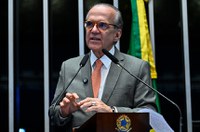 Dueire defende modernização de infraestrutura elétrica e de teles