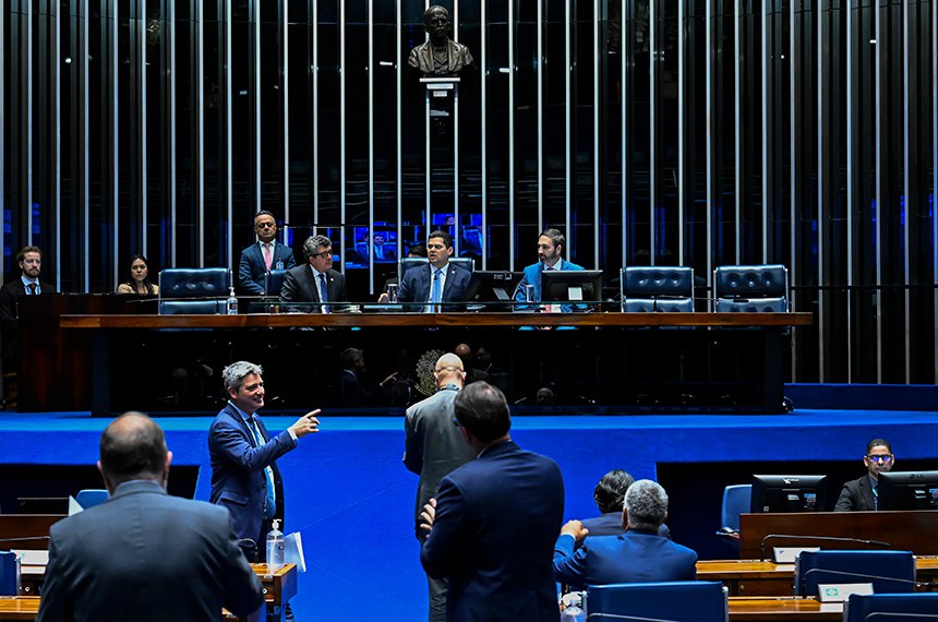 Mesa: 
senador Fernando Farias (MDB-AL);
presidente do Senado Federal, senador Davi Alcolumbre (União-AP); 
secretário-geral da Mesa do Senado Federal, Danilo Augusto Barboza de Aguiar.