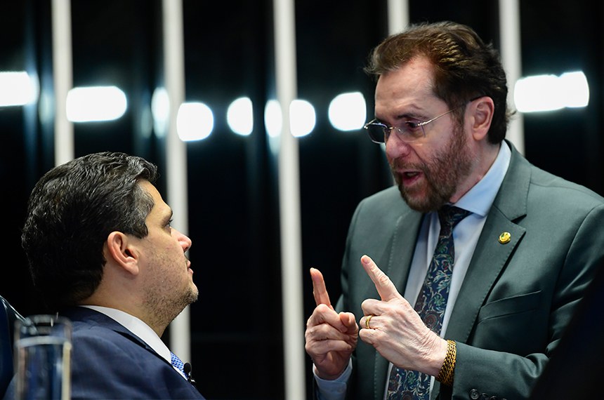 Mesa: 
presidente do Senado Federal, senador Davi Alcolumbre (União-AP); 
senador Plínio Valério (PSDB-AM).