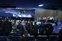 Aprovado projeto que prorroga prazo para entes federados usarem recursos da saúde