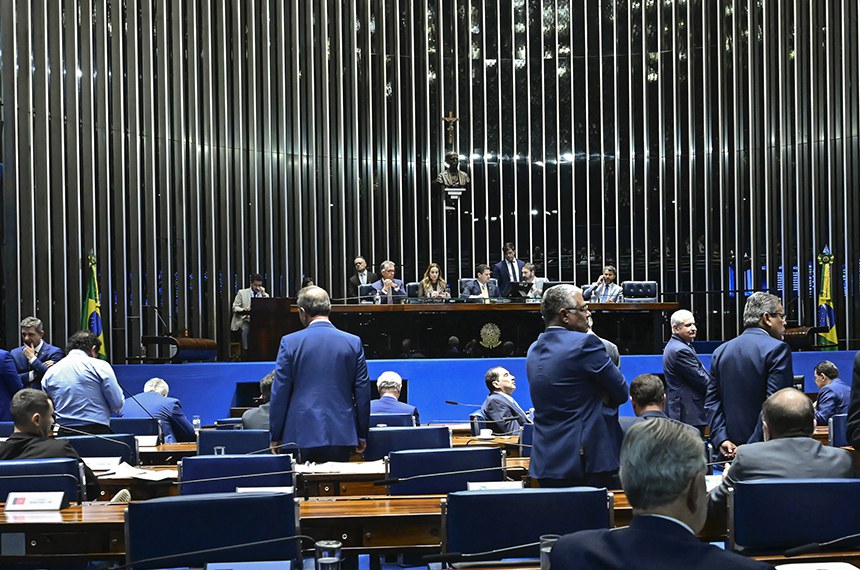 À bancada, senador Jorge Seif (PL-SC) - em pronunciamento.