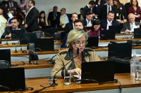 Vai a Plenário aumento de pena para fornecimento de droga ou bebida a menor