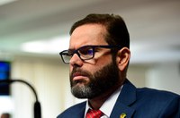 Atualizações em convenção de segurança no mar seguem para o Plenário