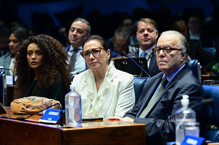 Participam:
atriz Taís Araújo; 
atriz Lilia Cabral; 
ator Tony Ramos.