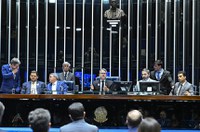 Adultização: Senado aprova projeto para proteger crianças em ambientes digitais