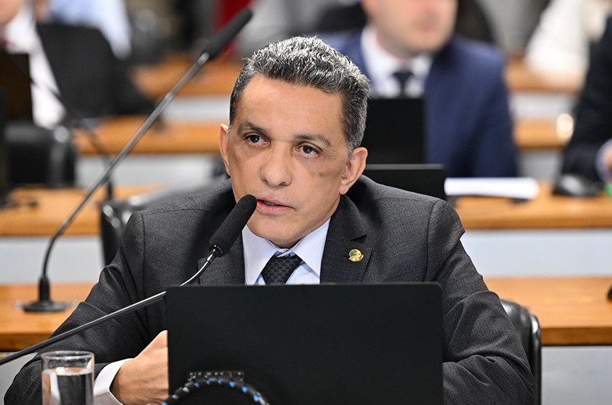 Em pronunciamento, à bancada, relator do PL 1.694/2025, senador Mecias de Jesus (Republicanos-RR).