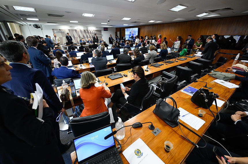 Bancada:
senador Randolfe Rodrigues (PT-AP); 
deputado Paulo Pimenta (PT-RS);
senador Eduardo Girão (Novo-CE);
senador Izalci Lucas (PL-DF);
deputado Delegado Fabio Costa (PP-AL);
deputado Marcel van Hattem (Novo-RS);
deputado Luiz Lima (Novo-RJ);
deputada Adriana Ventura (Novo-SP).