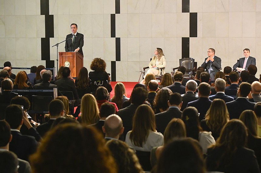 Participam: 
procuradora-geral do Estado do Mato Grosso do Sul, Ana Carolina Ali Garcia; 
procurador-geral adjunto de Gestão da Dívida Ativa da União e do FGTS, João Henrique Chauffaille Grognet; 
procurador-geral do Município do Rio de Janeiro, Daniel Bucar.