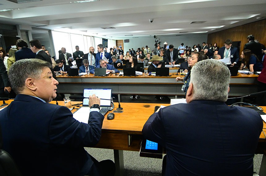 Bancada:
deputado Delegado Fabio Costa (PP-AL); 
senador Rogério Carvalho (PT-SE); 
deputado Paulo Pimenta (PT-RS); 
senadora Eliziane Gama (PSD-MA); 
deputado Zé Trovão (PL-SC); 
senador Izalci Lucas (PL-DF); 
senador Rogerio Marinho (PL-RN).