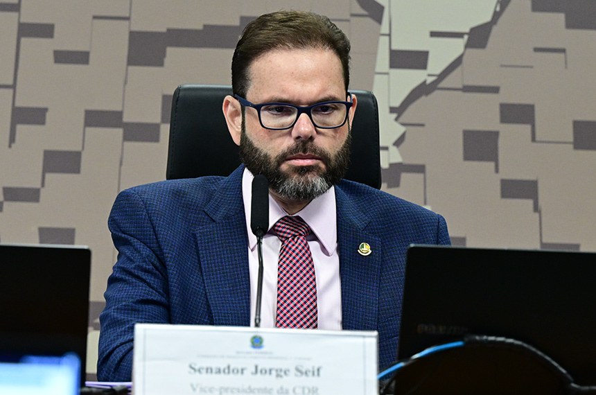 Mesa:
vice-presidente da CDR, senador Jorge Seif (PL-SC).