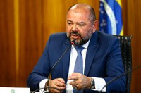 CPMI ouve ex-presidente do INSS e vota 406 requerimentos