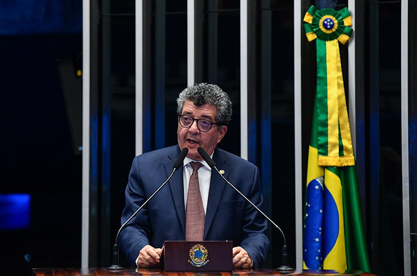 Participam:
senador Jayme Campos (União-MT); 
ex-senador Armando Monteiro;
ex-senador Roberto Muniz.