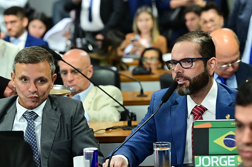 Bancada:
senador Mecias de Jesus (Republicanos-RR); senador Jorge Seif (PL-SC), em pronunciamento.