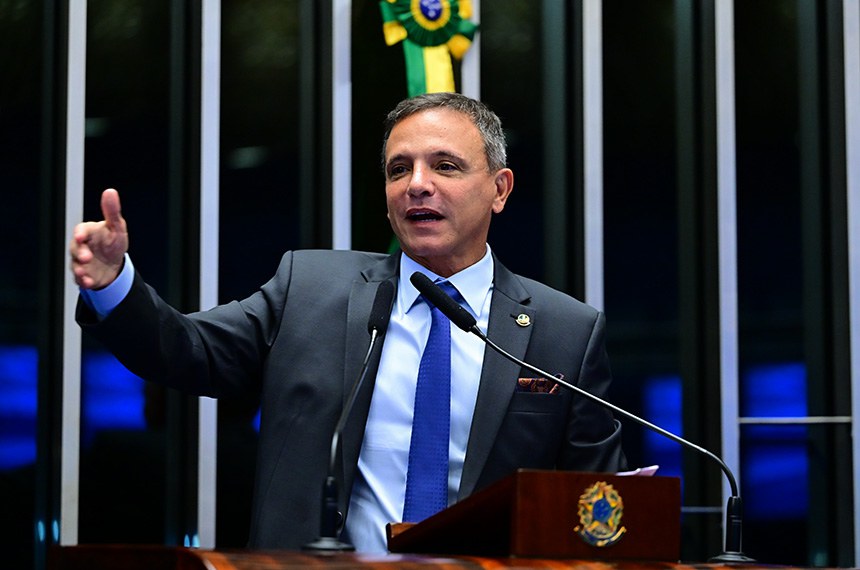 Em discurso, à tribuna, senador Marcio Bittar (PL-AC).