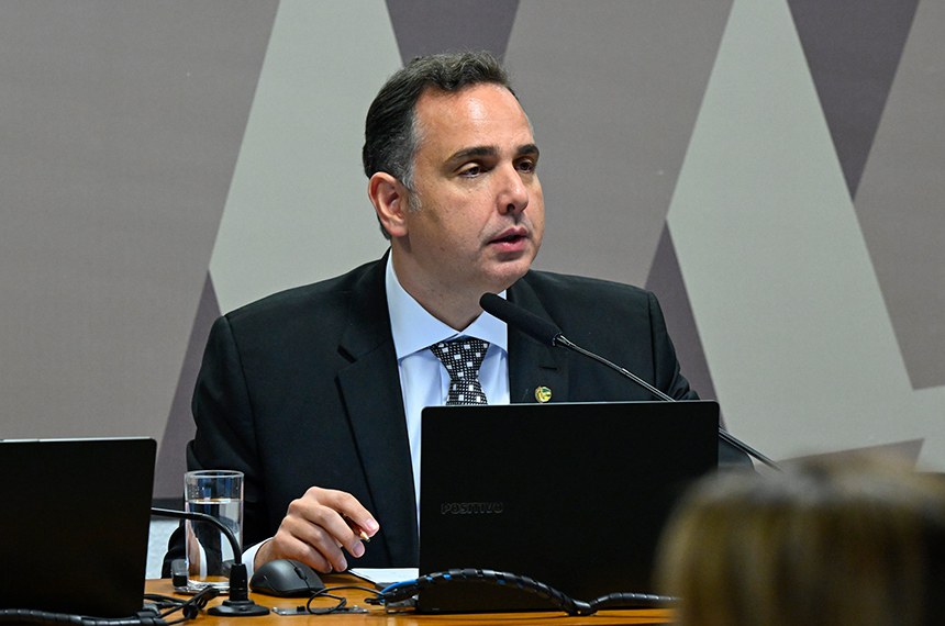Mesa: 
presidente da CTCIVIL, senador Rodrigo Pacheco (PSD-MG). 