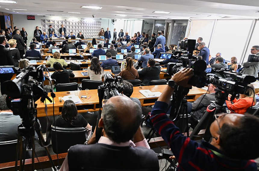 Mesa: 
vice-presidente da CPMI - INSS, deputado Duarte Jr. (PSB-MA); 
relator da CPMI - INSS, deputado Alfredo Gaspar (União-AL); 
coordenador de Comissões Especiais, Temporárias e Parlamentares de Inquérito (Coceti), Leandro Augusto de Araújo Cunha Bueno;
presidente da CPMI - INSS, senador Carlos Viana (Podemos-MG).