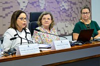 Criminalizar má conduta científica pode desestimular pesquisa, aponta debate