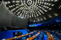 Plenário analisa regulamentação da reforma tributária nesta terça