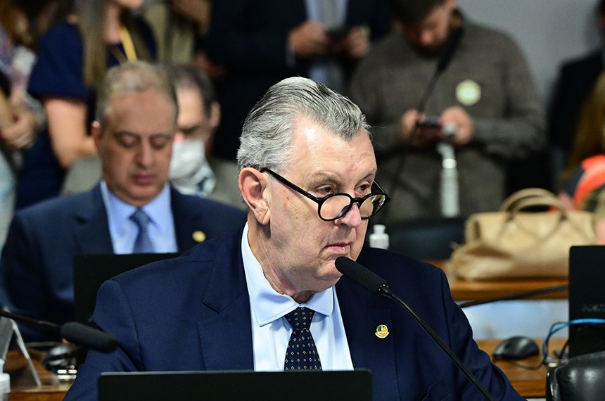 Mesa: 
presidente da CI, senador Marcos Rogério (PL-RO).