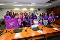 Síndrome de Rett: debatedores apoiam mês de conscientização sobre a doença