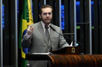 Plínio critica possibilidade de desestatização de hidrovias amazônicas