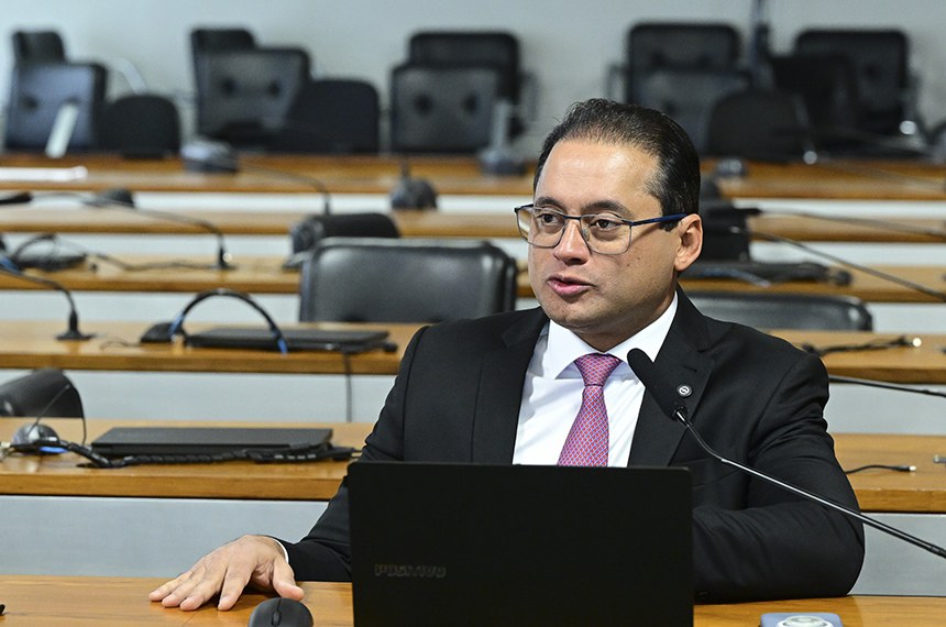 Bancada: 
relator do PL 3.890/2020, senador Weverton (PDT-MA) - em pronunciamento.