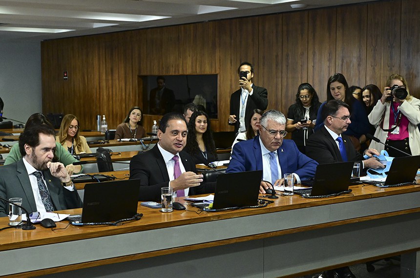 Bancada:
senador Plínio Valério (PSDB-AM); 
senador Weverton (PDT-MA) em pronunciamento; 
senador Eduardo Girão (Novo-CE); 
senador Flávio Bolsonaro (PL-RJ).