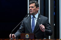 Moro celebra aprovação de projeto de proteção a agentes públicos