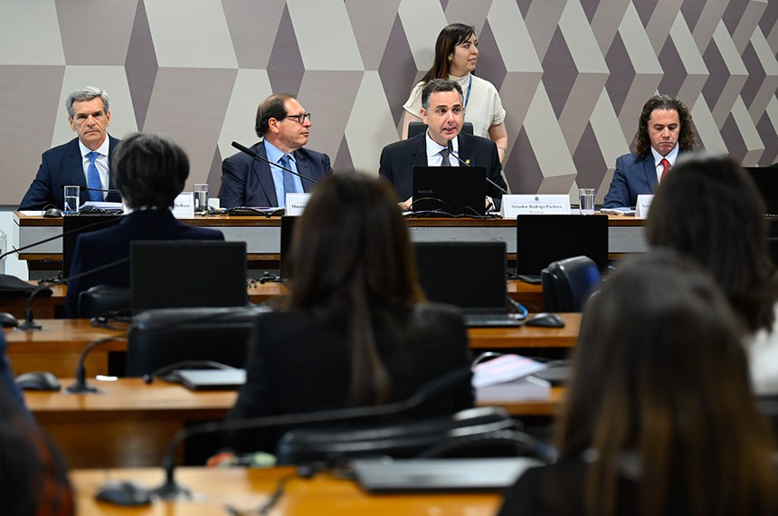 Mesa: 
ministro do Superior Tribunal de Justiça (STJ), Marco Aurélio Bellizze; 
vice-presidente do Superior Tribunal de Justiça (STJ), ministro Luis Felipe Salomão; 
presidente da CTCIVIL, senador Rodrigo Pacheco (PSD-MG);
relator da CTCIVIL, senador Veneziano Vital do Rêgo (MDB-PB).