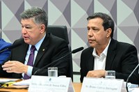 Presidente do Sindnapi permanece calado em depoimento à CPMI do INSS