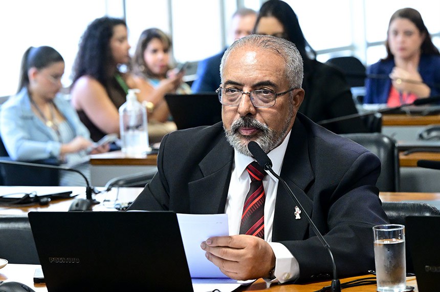 Bancada: 
relator do PL 880/2021 e PL 5.760/2023, senador Paulo Paim (PT-RS) - em pronunciamento.