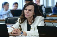 Estatuto da Juventude deve incluir incentivo ao voluntariado, aprova CDH