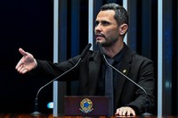 Cleitinho pede perdão a Bolsonaro e diz que entrevista foi tirada de contexto