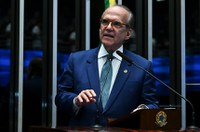 Dueire homenageia agentes comunitários de saúde e de combate a endemias