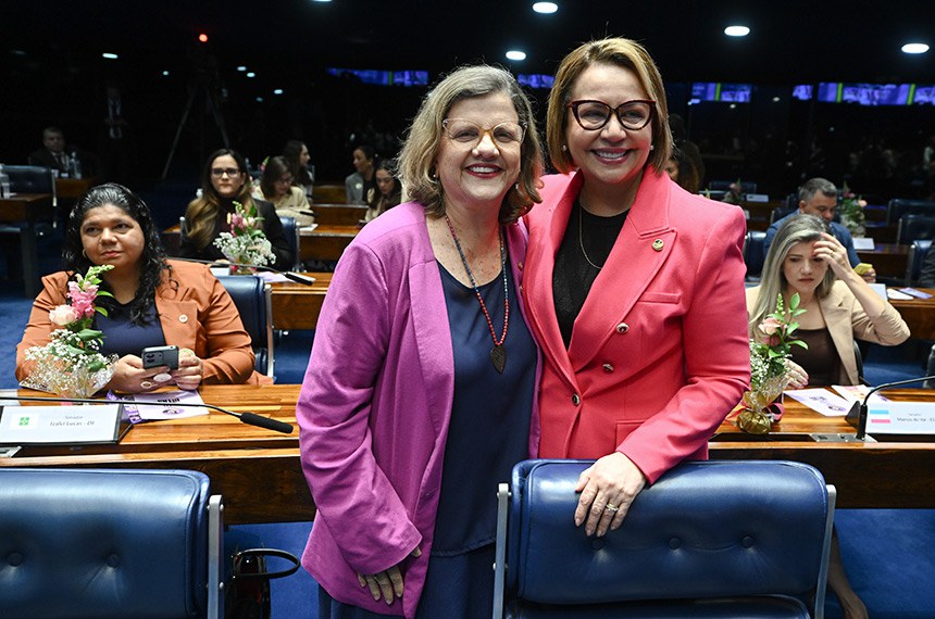(E/D;
vice-líder da Bancada Feminina do Senado Federal, senadora Teresa Leitão (PT-PE);
senadora Jussara Lima (PSD-PI).