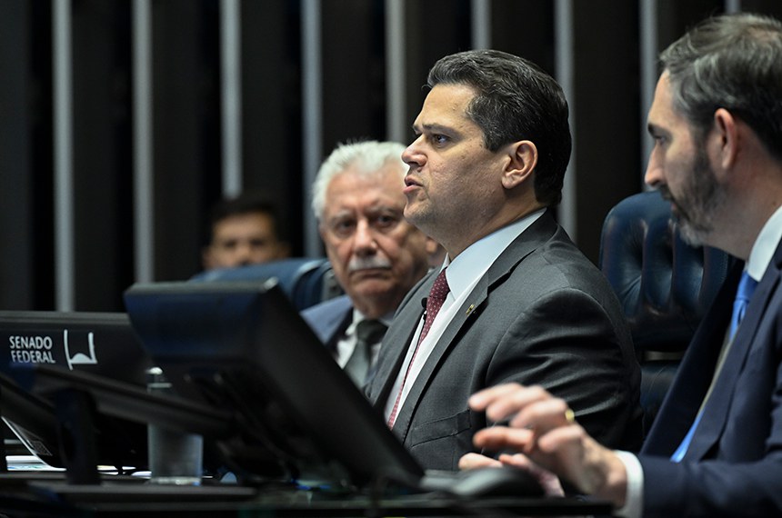 Mesa: 
senador José Lacerda (PSD-MT);
presidente do Senado Federal, senador Davi Alcolumbre (União-AP); 
secretário-geral da Mesa do Senado Federal, Danilo Augusto Barboza de Aguiar.