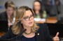 Senadora Leila Barros (PDT-DF) em pronunciamento à bancada.