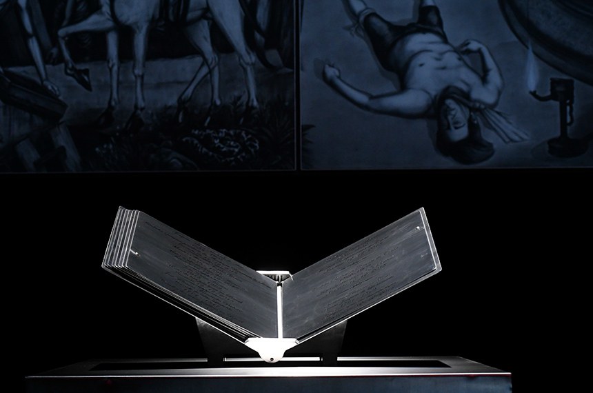 Para que um novo nome seja incluído no Livro dos Heróis da Pátria, o Senado e a Câmara dos Deputados precisam aprovar uma lei. A última nova inscrição foi feita em 2012, com os líderes da revolta dos colonos brasileiros contra a invasão holandesa no Nordeste, no século 17.