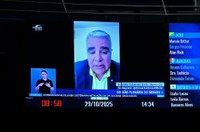 Girão vê inércia do governo Lula na operação do Rio e alerta para a segurança do Ceará