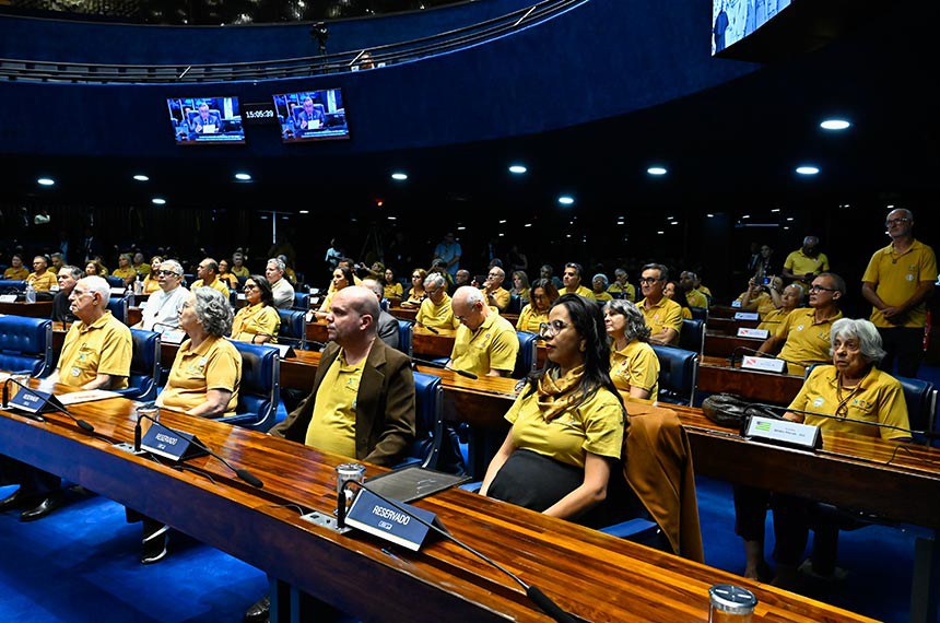 Casais de todo o país participaram da sessão - Foto: Waldemir Barreto/Agência Senado