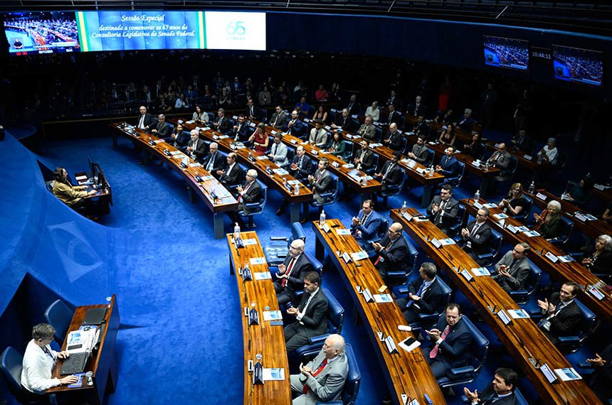 Consultores legislativos acompanharam a sessão especial no Plenário; participantes destacaram 'rigor técnico' - Foto: Andressa Anholete/Agência Senado