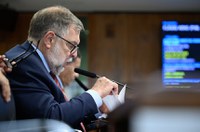 CCT aprova 16 outorgas de emissoras de rádio no país