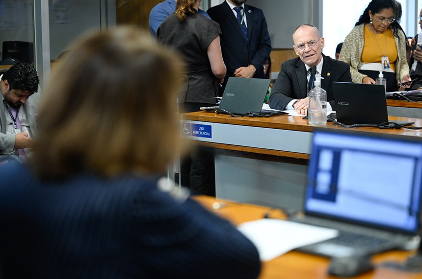 Mesa: 
presidente da CDH, senadora Damares Alves (Republicanos-DF). 