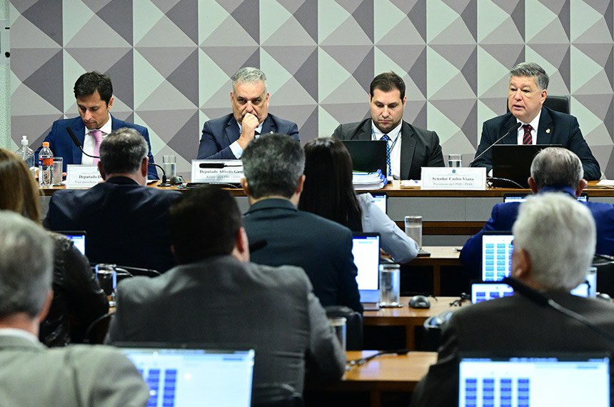 Mesa: 
vice-presidente da CPMI - INSS, deputado Duarte Jr. (PSB-MA); 
relator da CPMI - INSS, deputado Alfredo Gaspar (União-AL); 
coordenador de Comissões Especiais, Temporárias e Parlamentares de Inquérito (Coceti), Leandro Augusto de Araújo Cunha Bueno; 
presidente da CPMI - INSS, senador Carlos Viana (Podemos-MG).