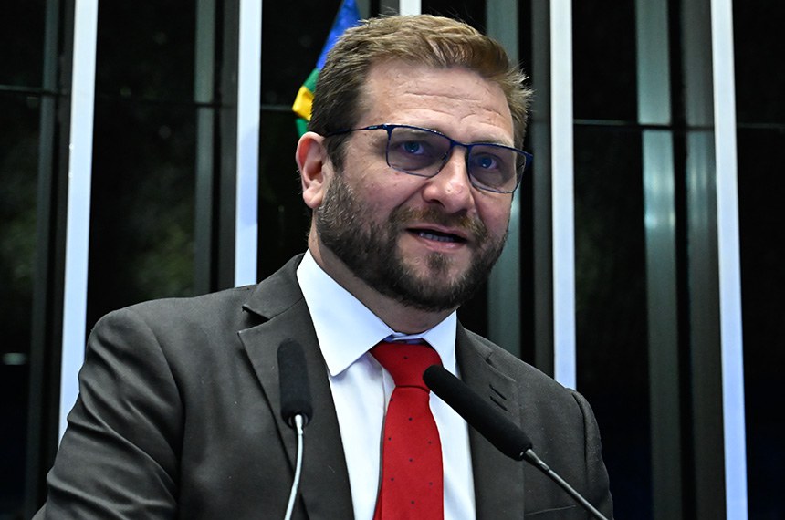 Superintendente do Hospital Universitário Lauro Wanderley, Alexandre Medeiros de Figueiredo disse que a instituição é referência regional - Foto: Waldemir Barreto/Agência Senado