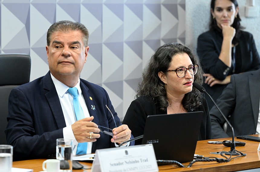 Mesa: 
presidente da CMMPV 1.313/2025, senador Nelsinho Trad (PSD-MS), conduz audiência;
diretora de Programas da Secretaria-Executiva do MDS, Analúcia Faggion Alonso, em pronunciamento; 
superintendente adjunto de Derivados de Petróleo e Biocombustíveis da EPE, Marcelo Cavalcanti.