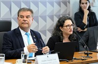 Mesa: 
presidente da CMMPV 1.313/2025, senador Nelsinho Trad (PSD-MS), conduz audiência;
diretora de Programas da Secretaria-Executiva do MDS, Analúcia Faggion Alonso, em pronunciamento; 
superintendente adjunto de Derivados de Petróleo e Biocombustíveis da EPE, Marcelo Cavalcanti.