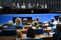Mesa: 
presidente da Academia Nacional de Medicina (ANM), Eliete Bouskela; 
presidente da Sociedade Brasileira de Biofísica (SBBf), Antonio José da Costa Filho; 
bisneta do homenageado e representante da família Carlos Chagas, Maria Pia Chagas; 
presidente e requerente desta sessão, senador Astronauta Marcos Pontes (PL-SP); 
secretário desta sessão; 
bispo auxiliar de Brasília, dom Denilson Geraldo; 
presidente da Fundação Carlos Chagas Filho de Amparo à Pesquisa do Estado do Rio de Janeiro (Faperj), Caroline Alves da Costa; 
diretor do Instituto de Biofísica Carlos Chagas Filho (IBCCF), Kildare Rocha de Miranda.