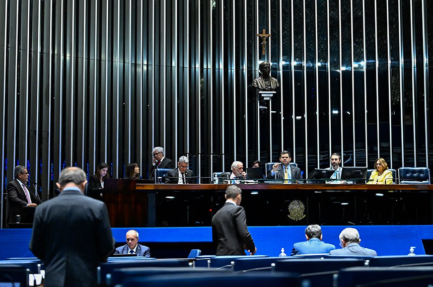 Mesa: 
senador Alessandro Vieira (MDB-SE); 
líder do governo no Senado Federal, senador Jaques Wagner (PT-BA);
presidente do Senado Federal, senador Davi Alcolumbre (União-AP); 
secretário-geral da Mesa do Senado Federal, Danilo Augusto Barboza de Aguiar;
senadora Damares Alves (Republicanos-DF).